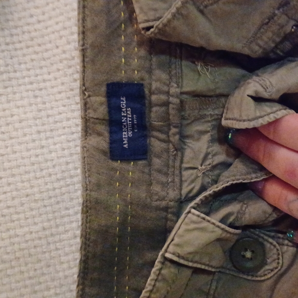 Shorts - Picture 2 of 3